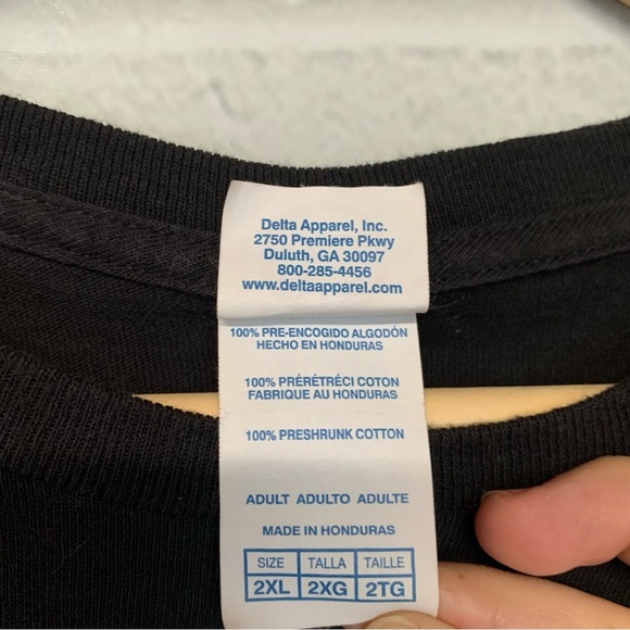 Alpaca Black Graphic Tee Unisex - Picture 5 of 5